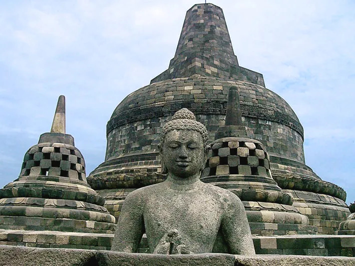 Candi Borobudur sebagai Warisan Sejarah Dunia UNESCO di Magelang
